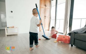 کمک کردن کودکان در کار خانه